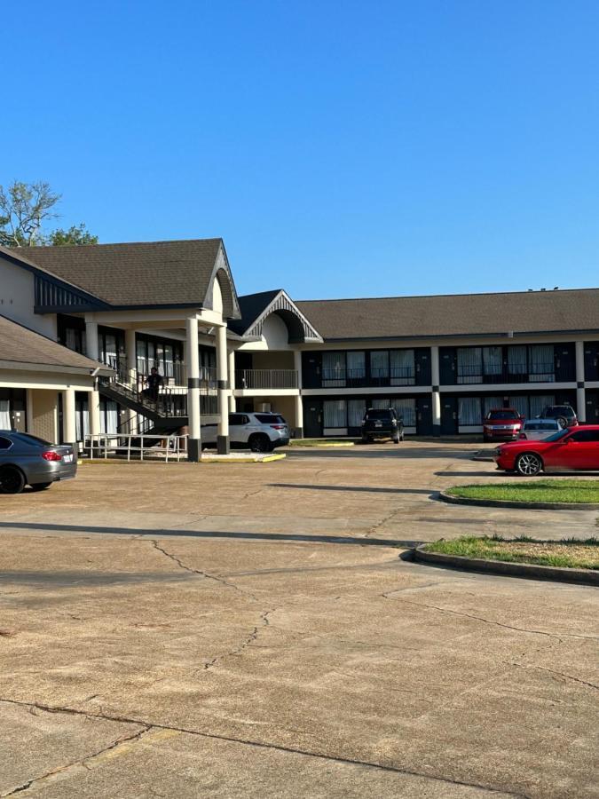 Oakwood Inn Oakdale エクステリア 写真